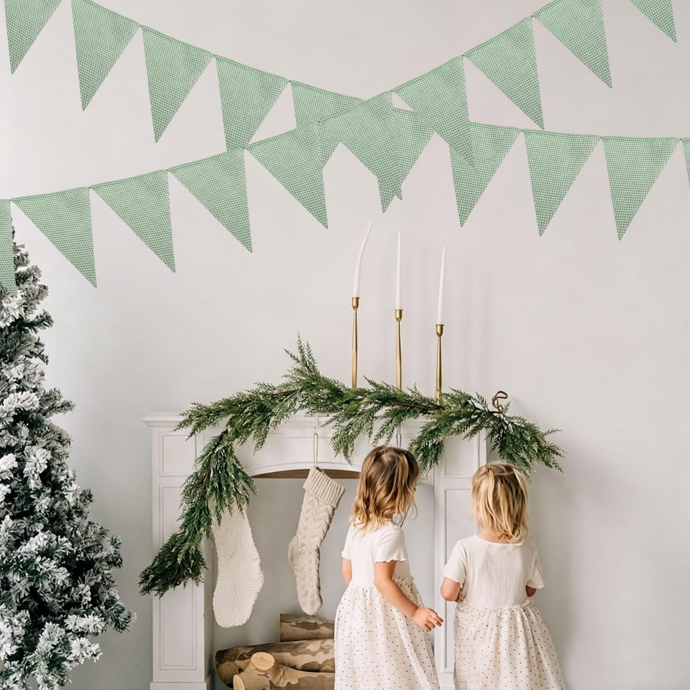 Sage Green Christmas Plaid Tri - Christmas Throw Blanket recension och pris