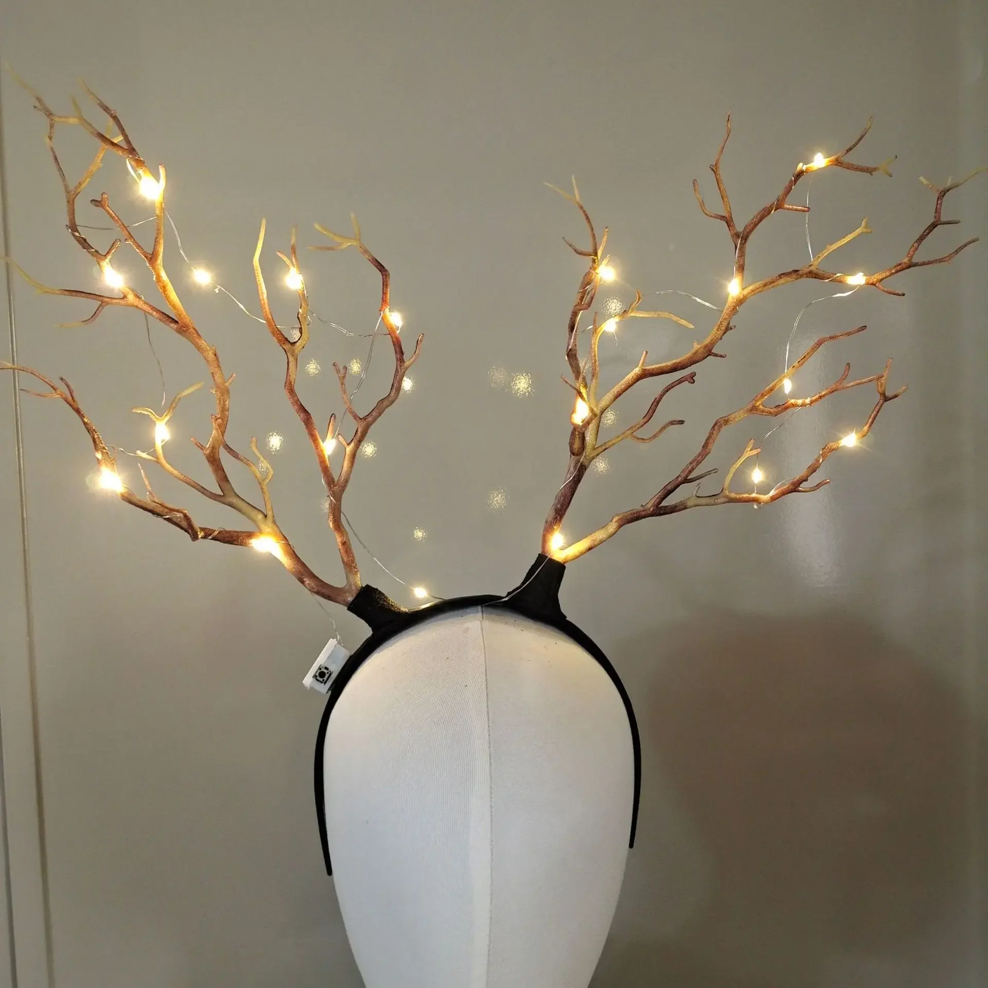 Women Girls Light Up Glowing R - Reindeer Antlers Headband recension och pris